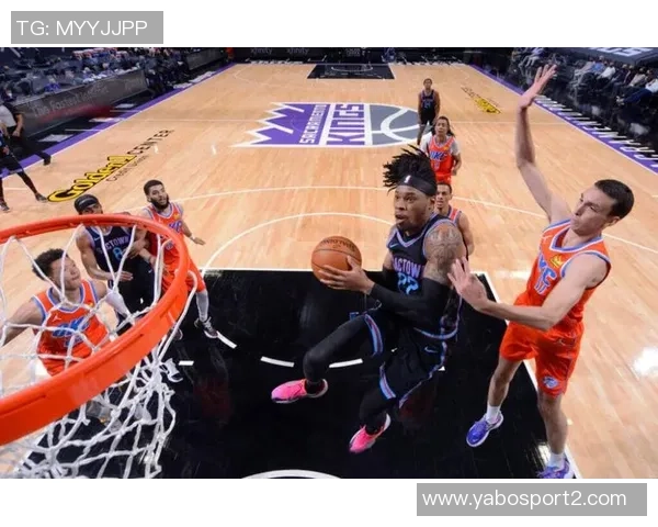 克里斯蒂全力参与训练营提升球队默契为新赛季做好充分准备