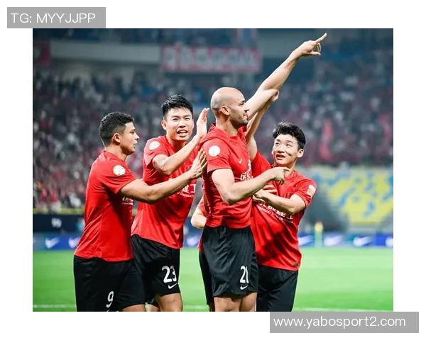 中超最佳阵容揭晓法比奥瓦科领衔蓉城海港球员表现突出