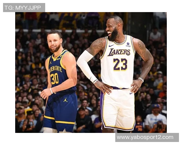 岁月如歌白发渐显詹姆斯与库里媒体日采访照引发球迷感慨