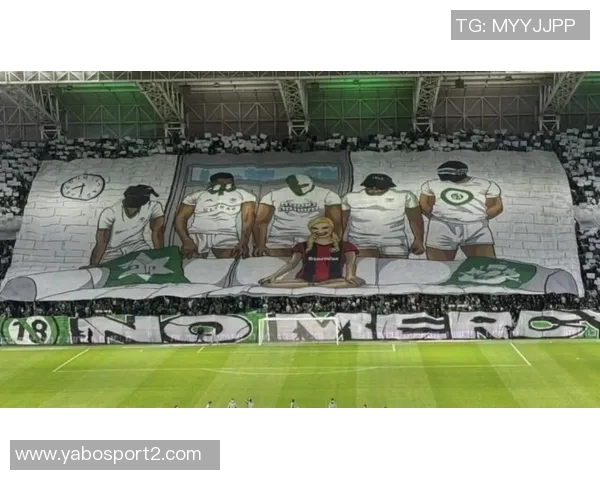 枪手球迷用坎贝尔Tifo嘲讽热刺展现死敌情结